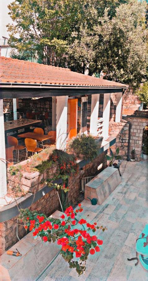 Studio Apartman Meljine Exterior photo
